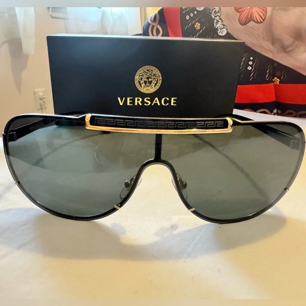 Versace VE2140 Shield Sunglasses – Gold/Black – Authentic, With Box & Papers